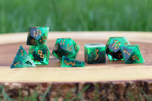 “Witch’s Chant” RPG Dice Set
